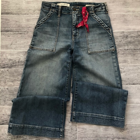 Anthropologie Crops - Picture 3 of 4